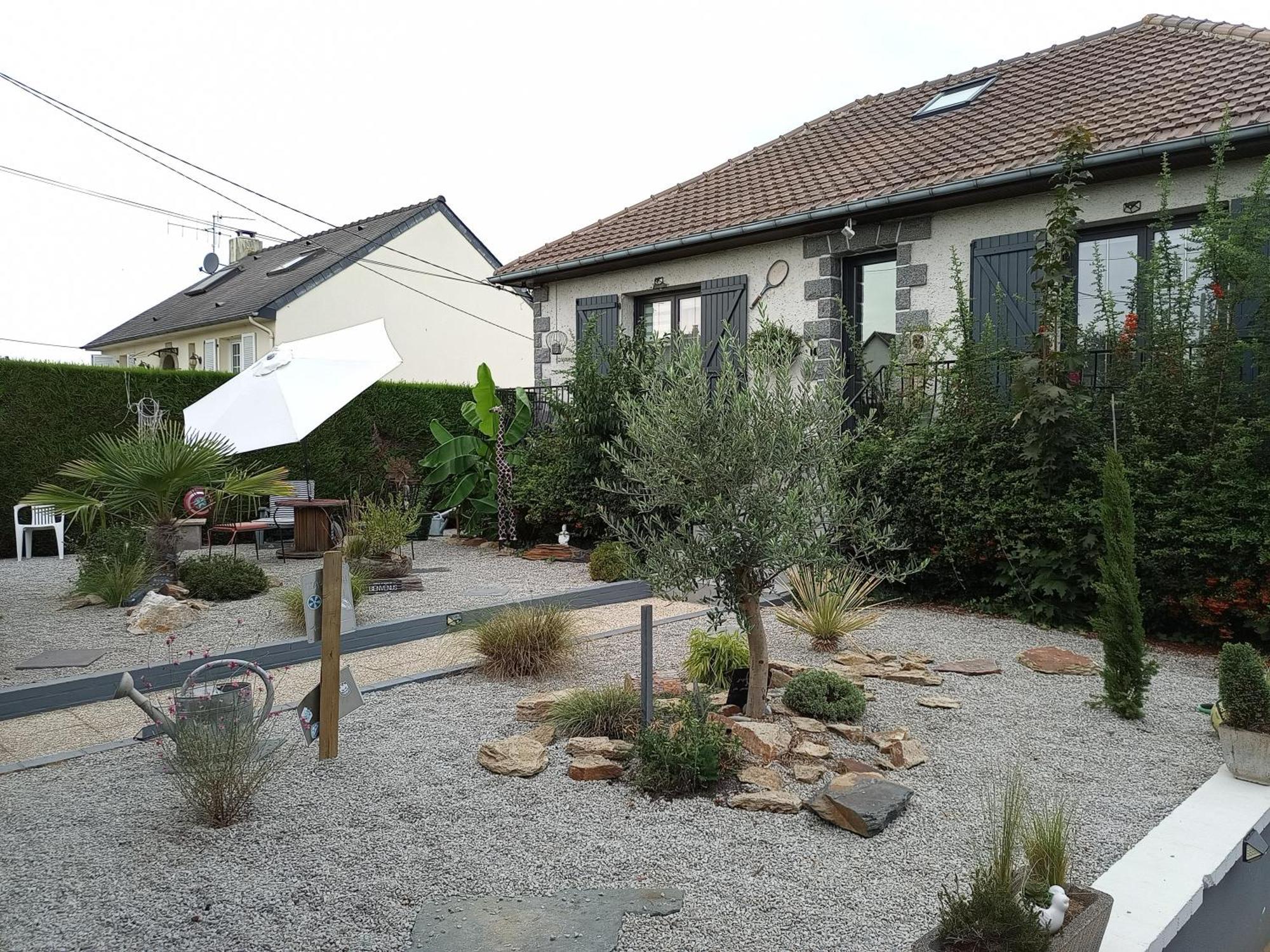 Maison reposant Arçonnay et jardin Arconnay Exterior foto